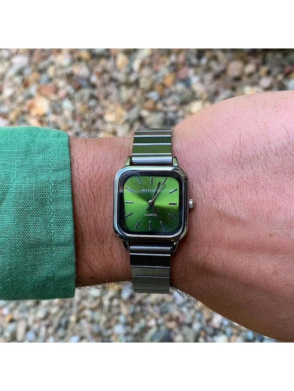 2000s Y2k style silver square watch. Classy sporty style watch. Stainless